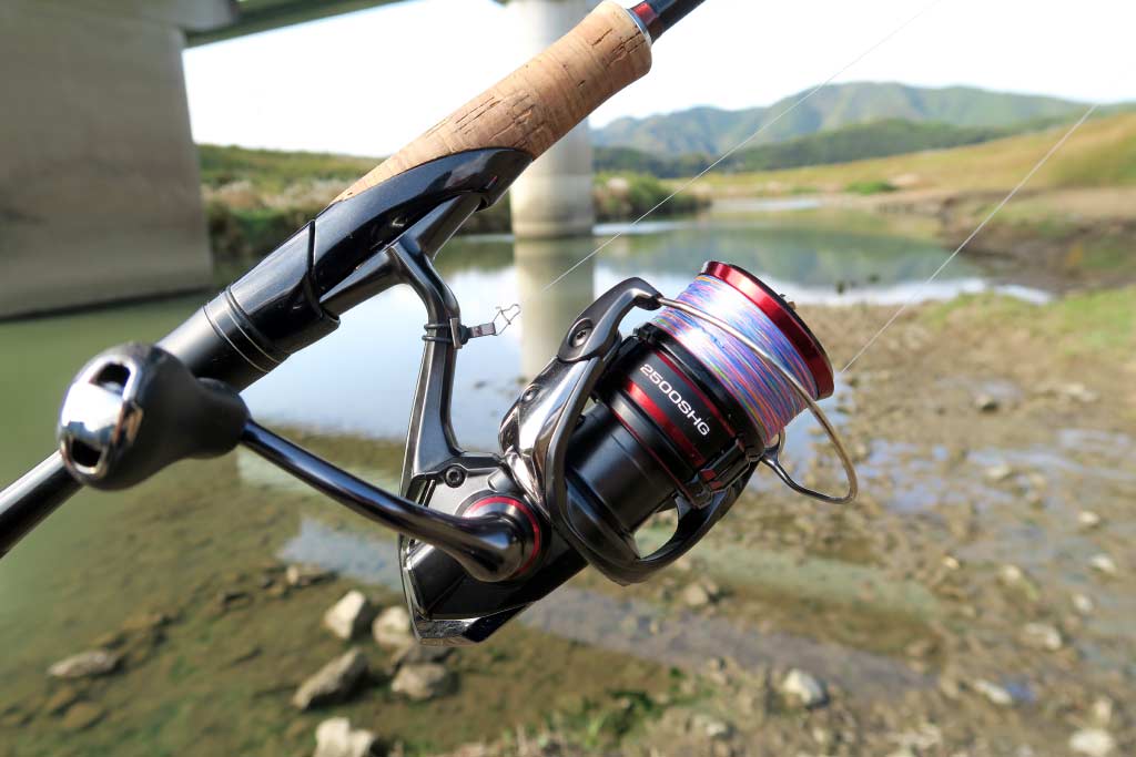 シマノ SHIMANO スピニングリール 20ヴァンフォード C2000Sスポーツ