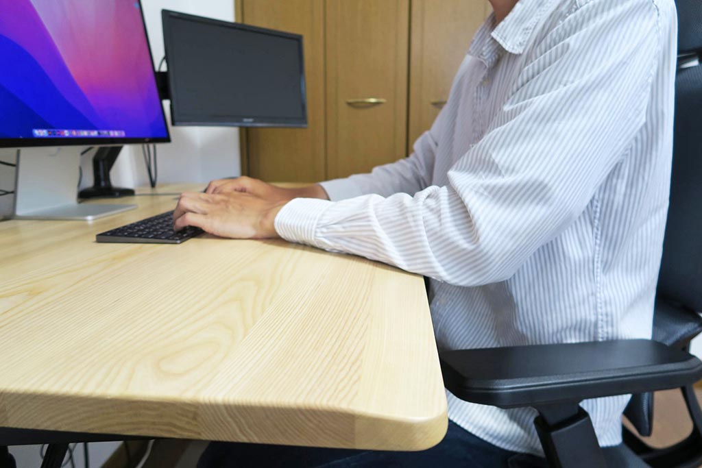 Rasical Desk